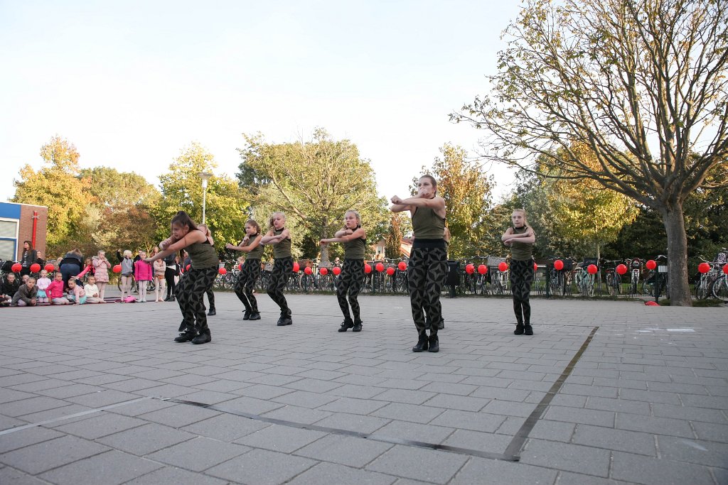 Schoolplein Festival B 450.jpg